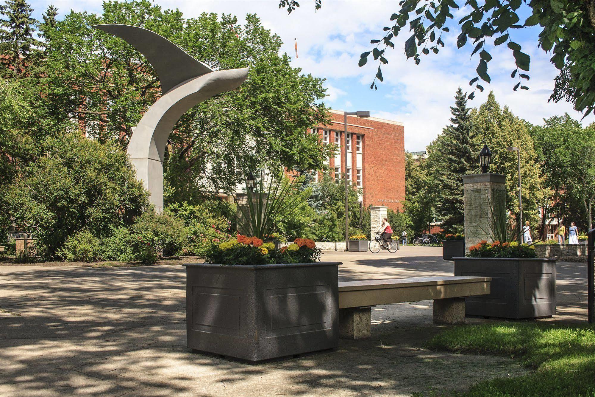 University Of Alberta - Hotel Edmonton Dış mekan fotoğraf
