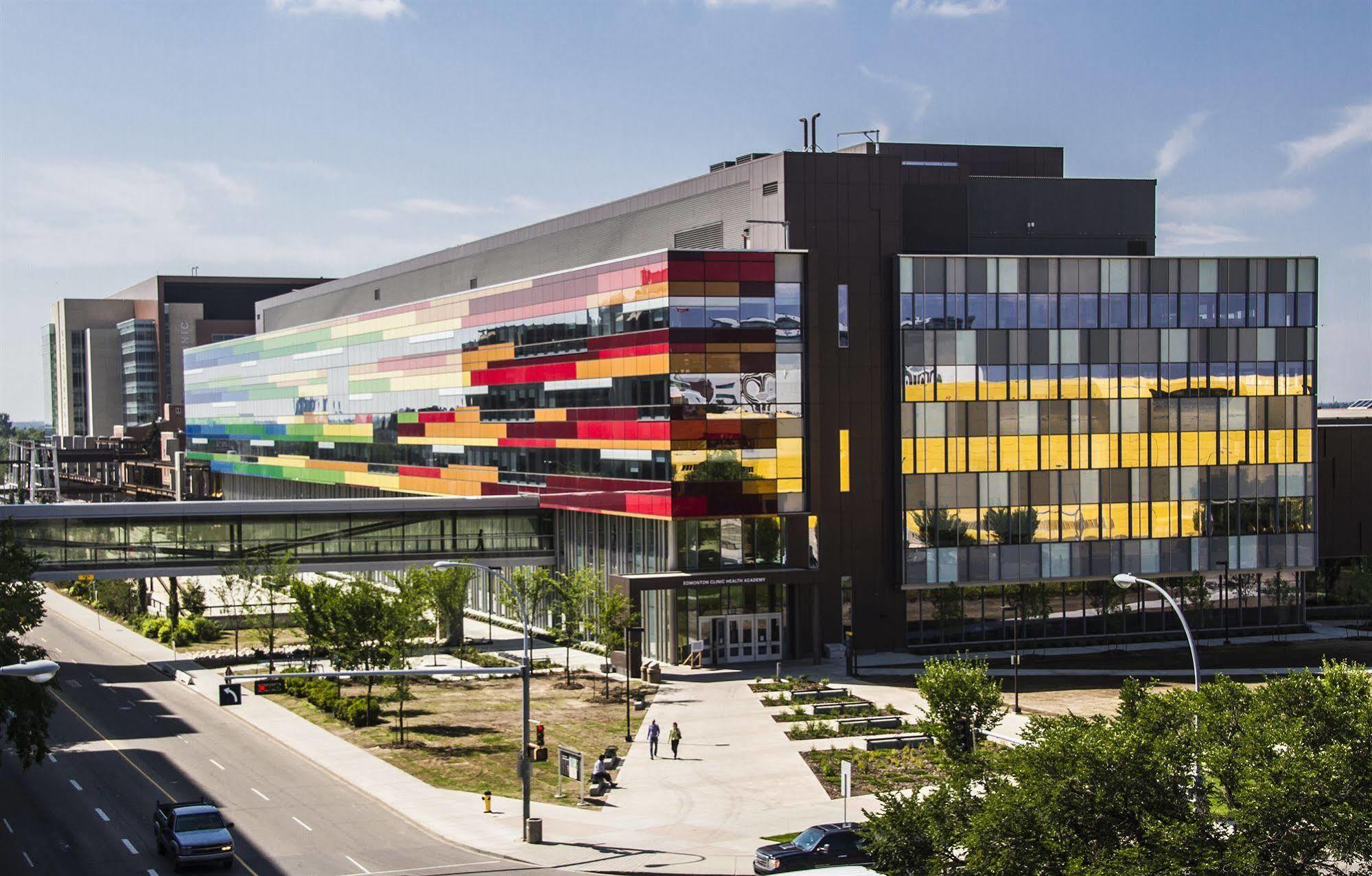 University Of Alberta - Hotel Edmonton Dış mekan fotoğraf